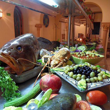 Hotel Les Mimosas ตาบาร์กา ภายนอก รูปภาพ